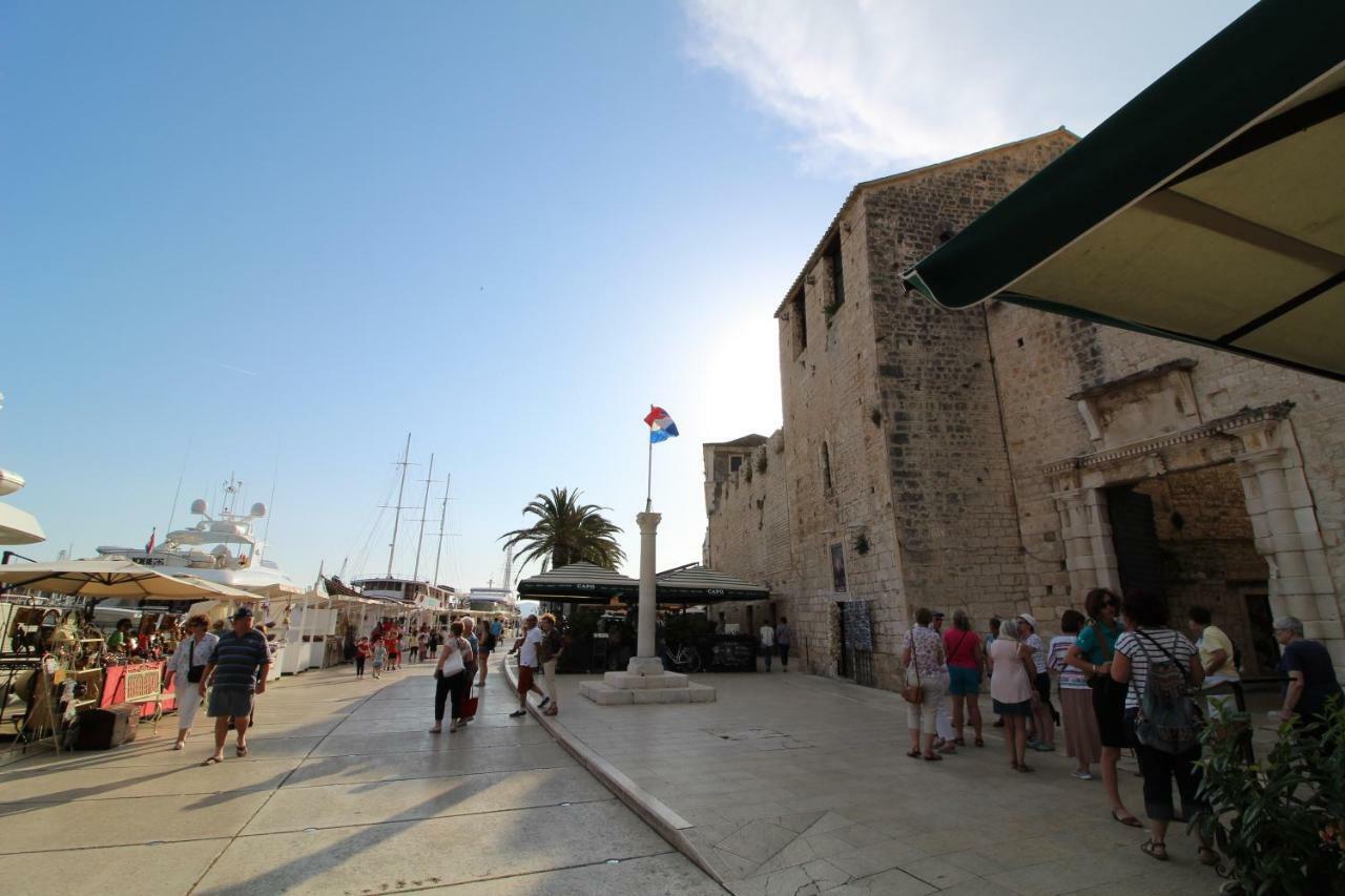 Narancin Apartments Trogir Exterior photo